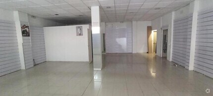 Retail in Toledo, Toledo for lease Interior Photo- Image 2 of 4