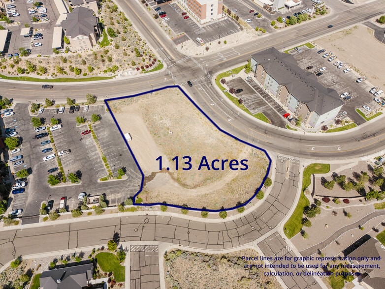 2215 Ruby Vista Dr, Elko, NV à vendre - Photo du bâtiment - Image 3 de 21