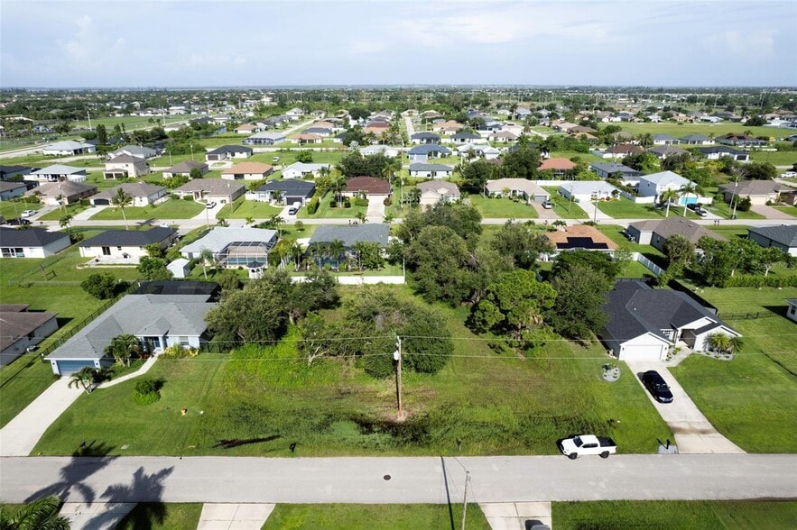 1502 SW 19th Pl, Cape Coral, FL for sale - Aerial - Image 2 of 14