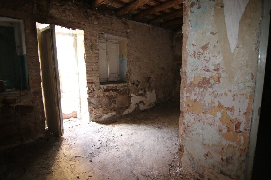 View Photo