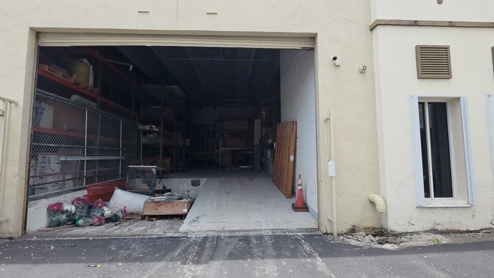 10420 NW 37th Ter, Miami, FL for sale - Commercial Listing Video - Image 2 of 25