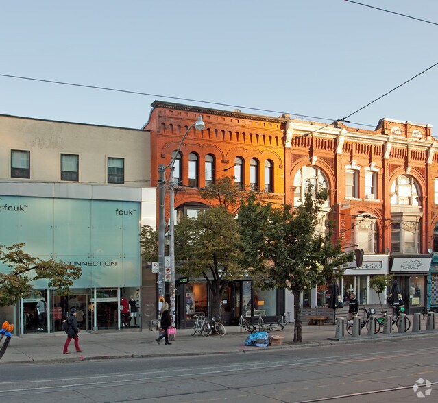 356 Queen St W, Toronto, ON à vendre - Photo du bâtiment - Image 2 de 2