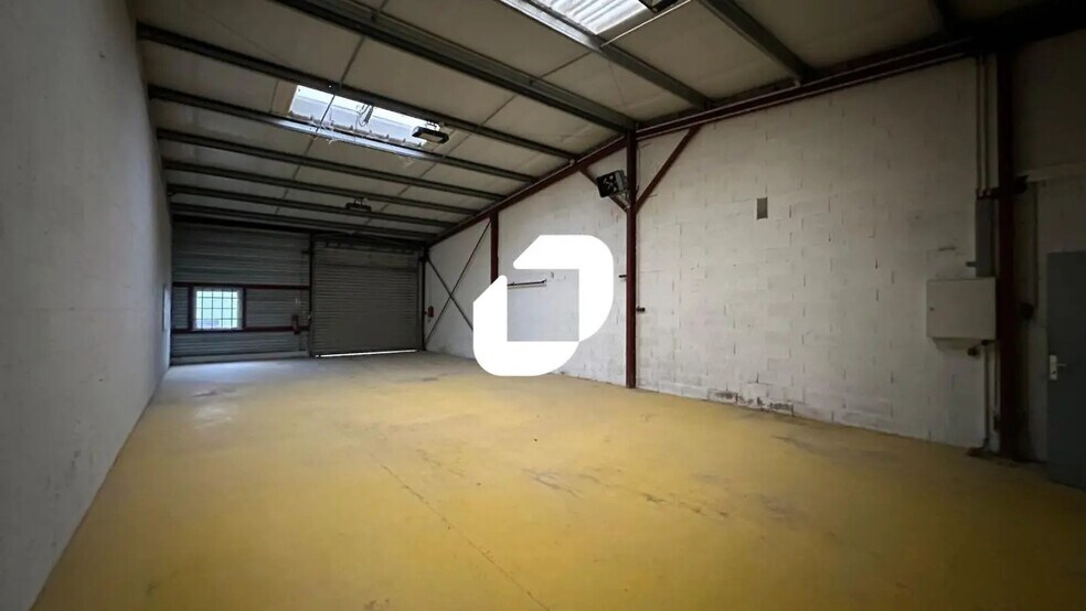 5 Rue De La Batterie, Geispolsheim for lease - Interior Photo - Image 2 of 13