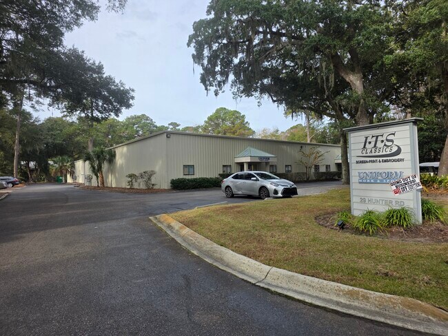 Plus de détails pour 29 Hunter Rd, Hilton Head Island, SC - Industriel à louer