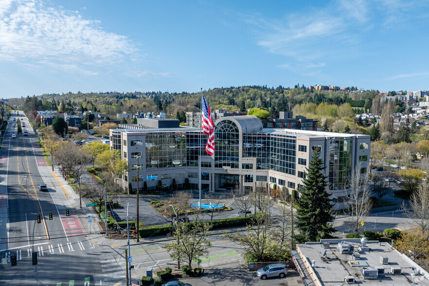 4025 Delridge Way SW, Seattle, WA à louer - Photo principale - Image 1 de 5