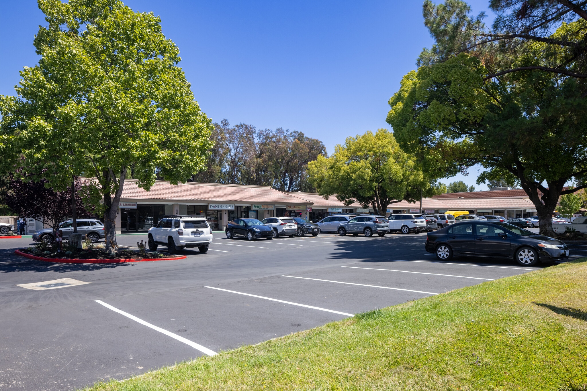 2550 San Ramon Valley Blvd, San Ramon, CA à louer Photo du bâtiment- Image 1 de 4