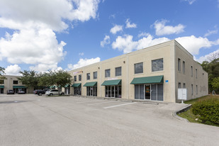 13723 Jetport Commerce Pky, Fort Myers FL - Entrepôt