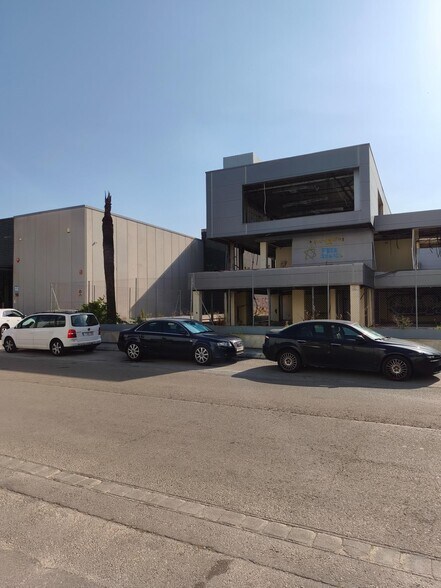 Carrer Històric Regne de Valencia, 14, ALMAZORA, Castellón for sale - Building Photo - Image 2 of 30