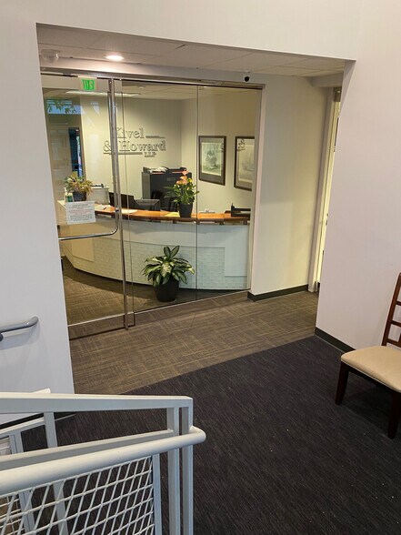 1530 SW Taylor St, Portland, OR for lease - Interior Photo - Image 3 of 8