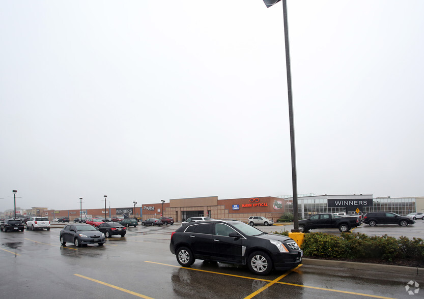 1067 Ontario St, Stratford, ON for lease - Building Photo - Image 2 of 5