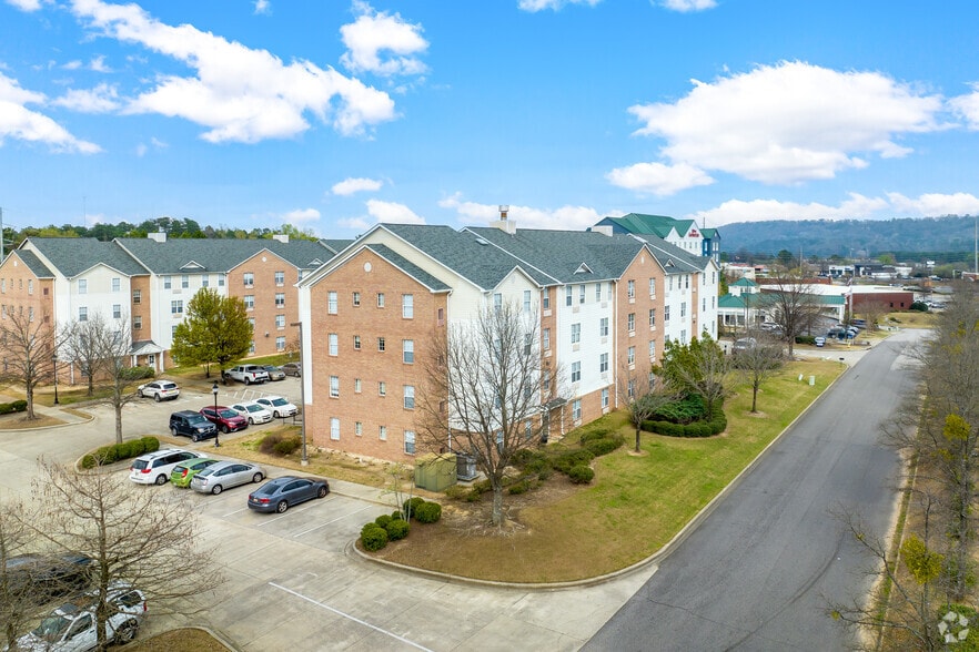 500 N Wildwood Cir, Birmingham, AL for sale - Building Photo - Image 2 of 5