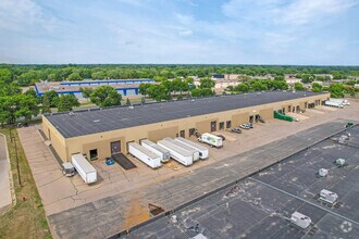 6801 Shingle Creek Pky, Brooklyn Center, MN - Aerial map view - Image1