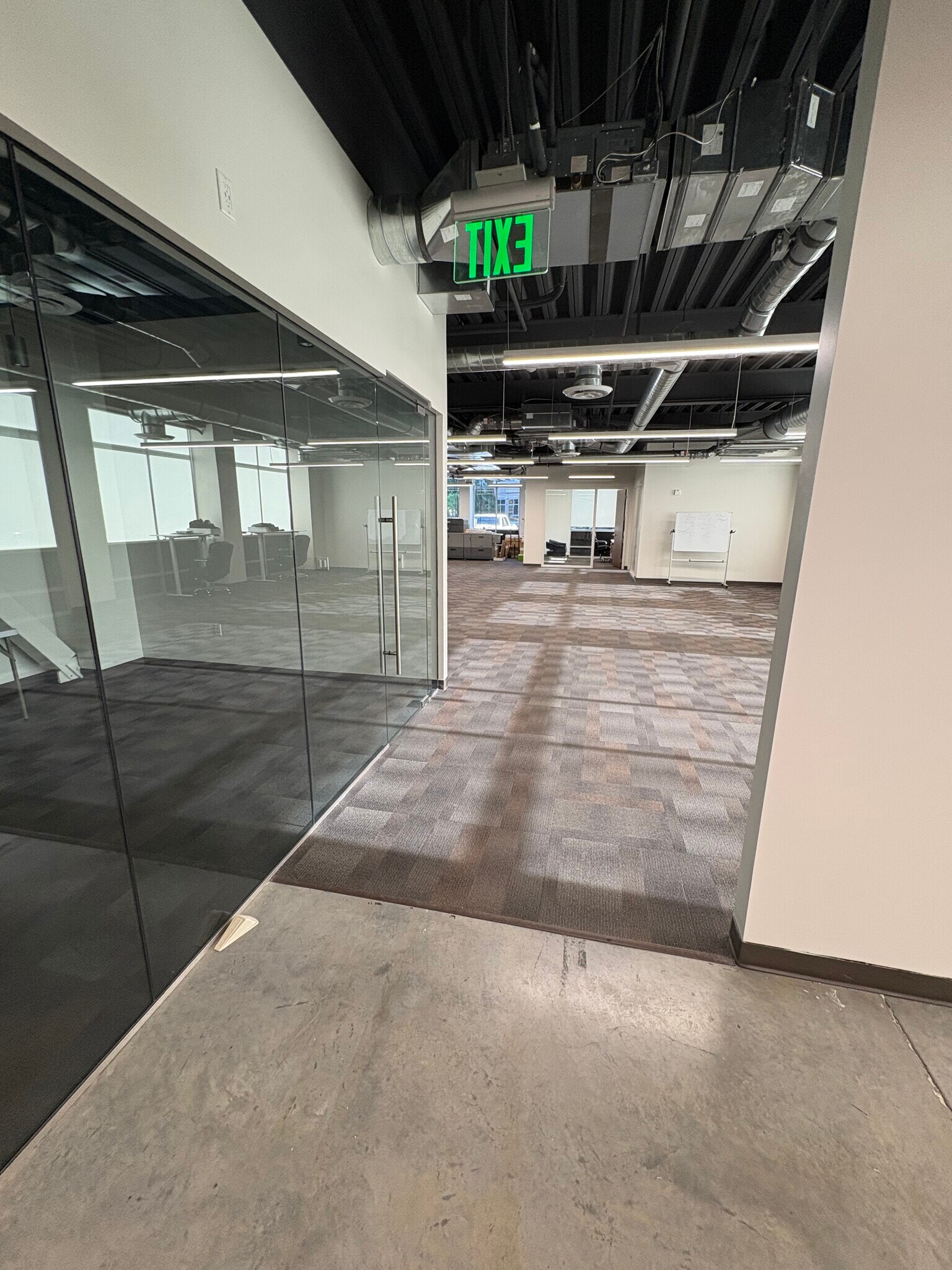 2168 W Grove Pky, Pleasant Grove, UT for lease Interior Photo- Image 1 of 3