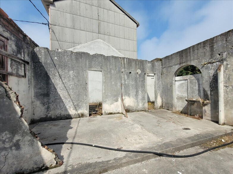 Avenida Constitución, 31, Cariño, La Coruna à louer - Photo du bâtiment - Image 2 de 6
