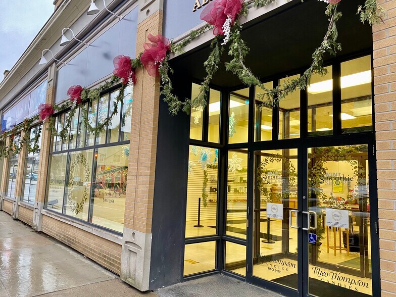 59-73 Albert St, Stratford, ON for sale - Primary Photo - Image 1 of 1