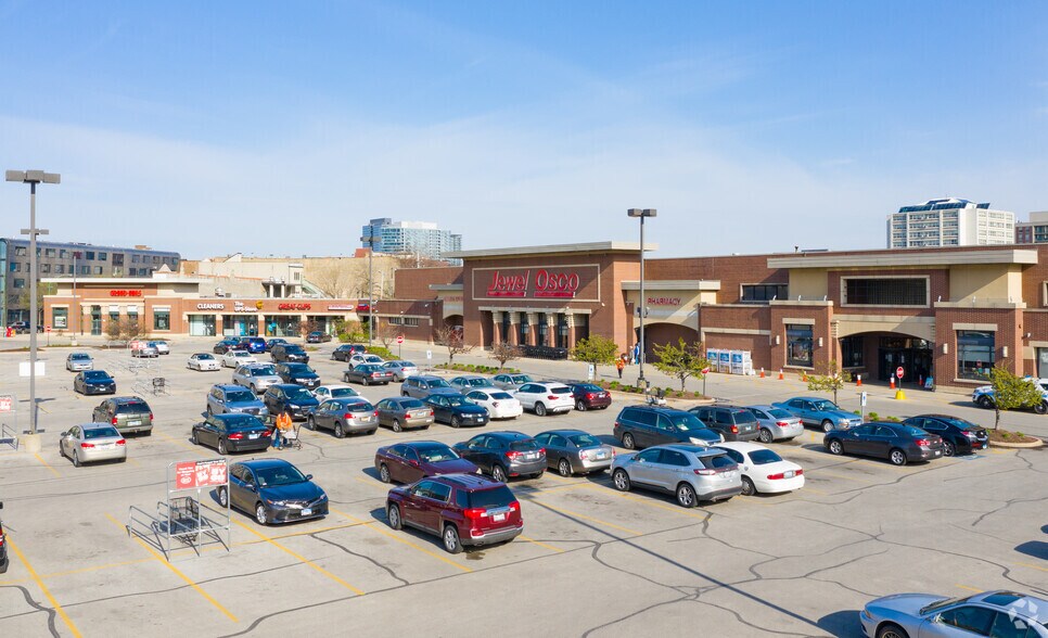 424 W Division St, Chicago, IL à louer - Photo du bâtiment - Image 1 de 17