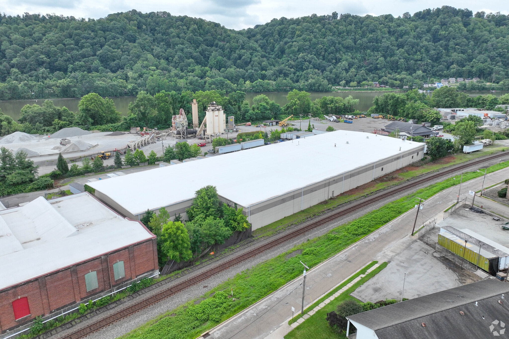 997 Sherosky Way, Springdale, PA for sale Building Photo- Image 1 of 5