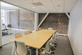 246-250 Sutter St, San Francisco, CA à louer Photo intérieure- Image 1 de 3