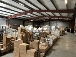 Office in Septèmes-les-Vallons for lease Interior Photo- Image 2 of 4