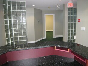 1538 Foster St, White Rock, BC à louer Photo intérieure- Image 2 de 2