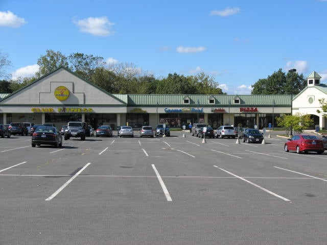 604-640 Enfield St, Enfield, CT for lease Primary Photo- Image 1 of 9