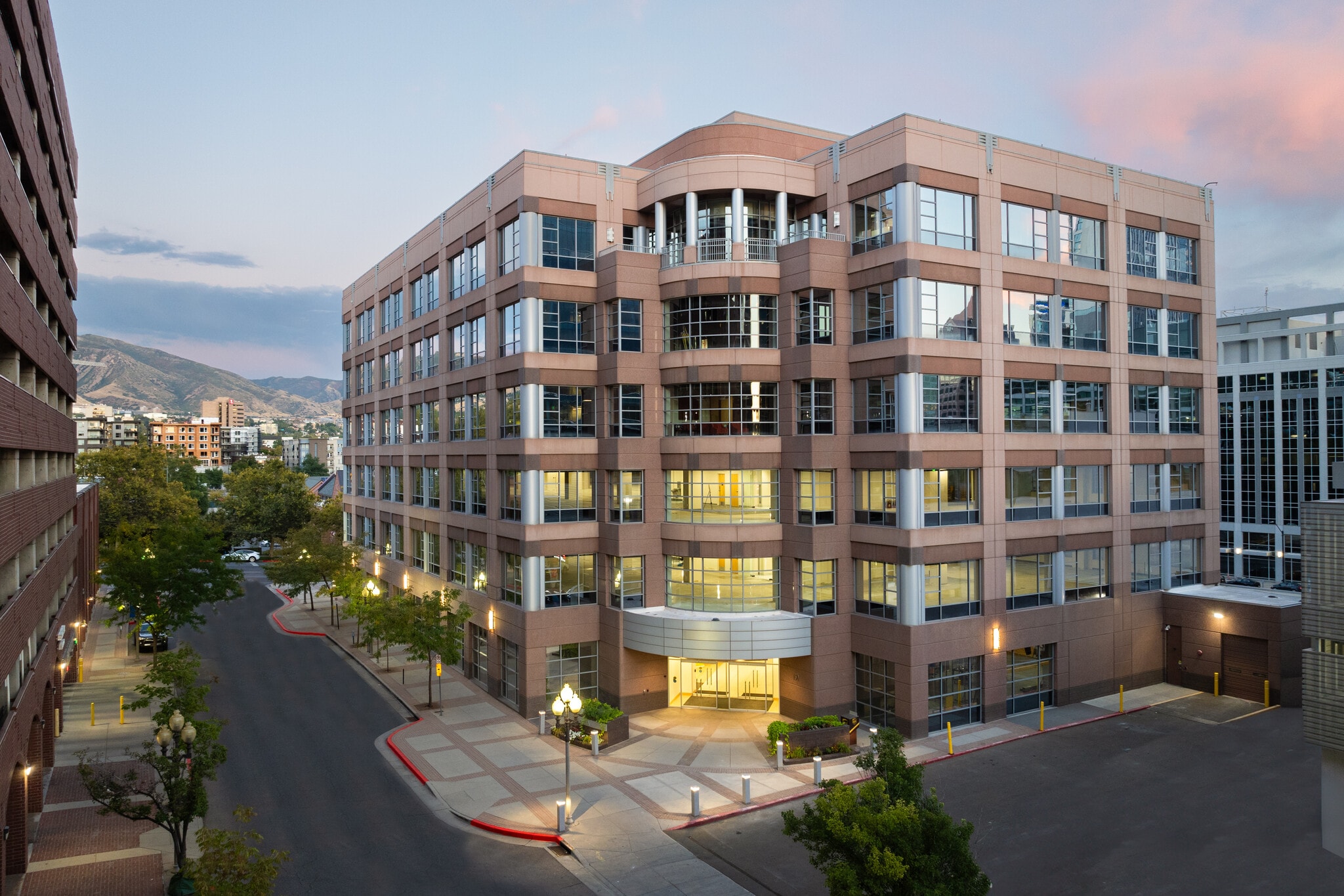 150 E Social Hall Ave, Salt Lake City, UT for lease Primary Photo- Image 1 of 32