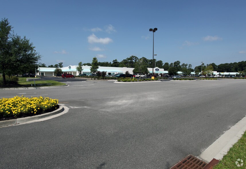 3890 S Kings Hwy, Myrtle Beach, SC for lease - Primary Photo - Image 1 of 5