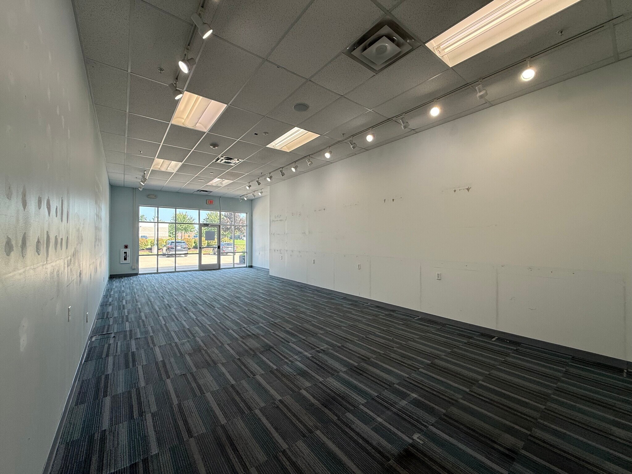 780 Community Dr, North Liberty, IA for lease Interior Photo- Image 1 of 5
