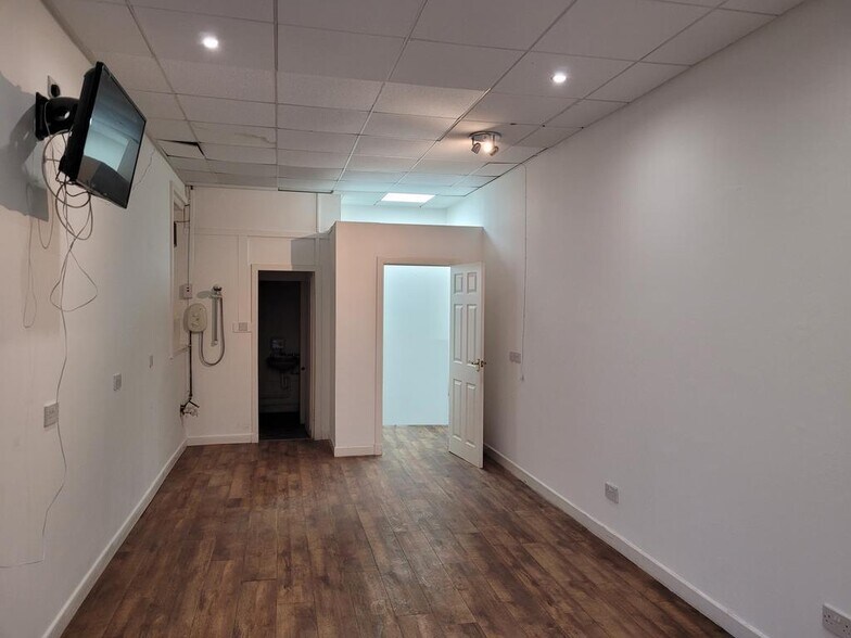 112 Queensferry Rd, Rosyth à vendre - Photo du bâtiment - Image 2 de 3