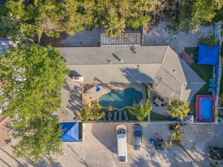 6550 Sabal Dr, Sarasota, FL for sale - Building Photo - Image 3 of 20