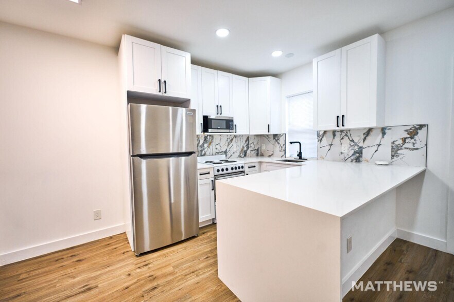 1946 Pierce St, Hollywood, FL à vendre - Photo du bâtiment - Image 2 de 3