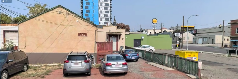 434 Meredith Rd NE, Calgary, AB for sale - Building Photo - Image 3 of 10