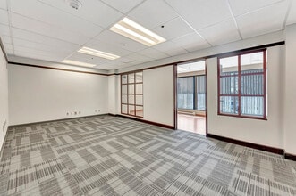 2200 Fletcher Ave, Fort Lee, NJ for lease Interior Photo- Image 2 of 11