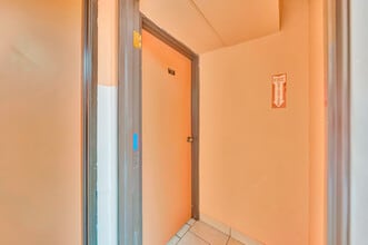 6358-6360 Van Nuys Blvd, Van Nuys, CA à louer Photo du bâtiment- Image 1 de 6