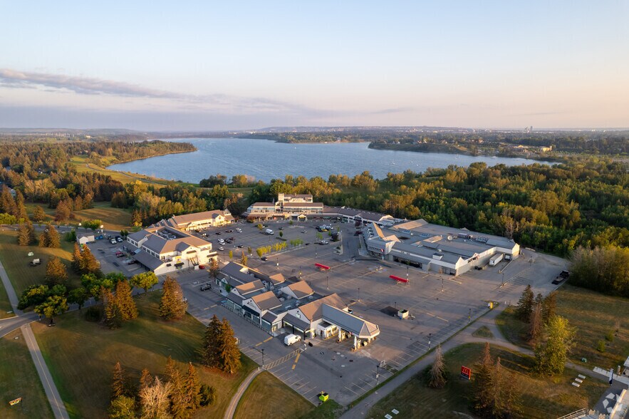 1600 90th Ave SW, Calgary, AB à louer - Aérien - Image 3 de 9