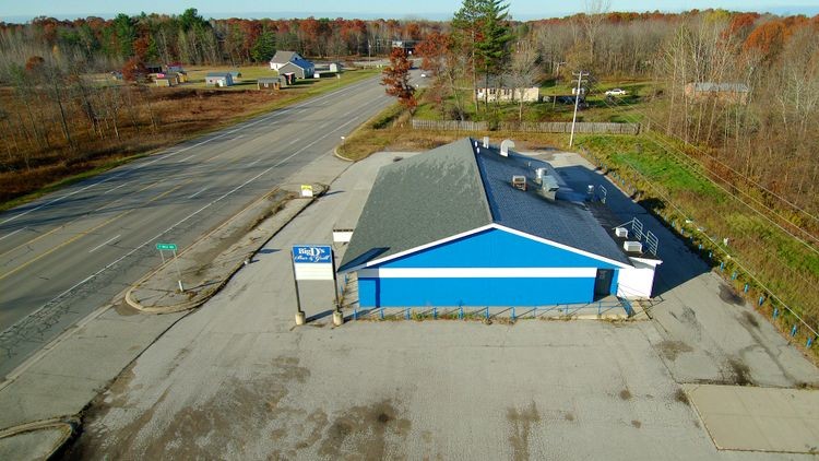 430 W Isabella Rd, Midland, MI for sale - Building Photo - Image 1 of 1