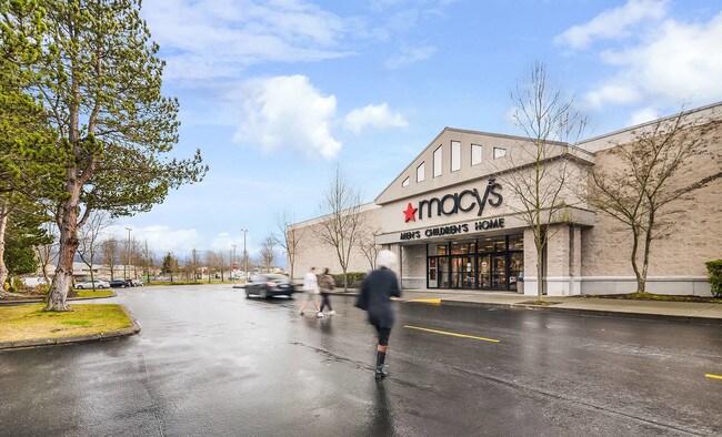 Plus de détails pour 201 Cascade Mall Dr, Burlington, WA - Commerce de détail à louer