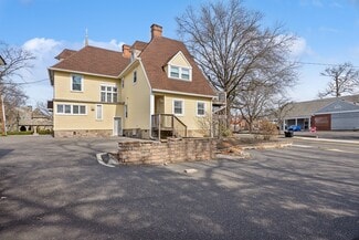More details for 202 W Main St, Moorestown, NJ - Office for Sale