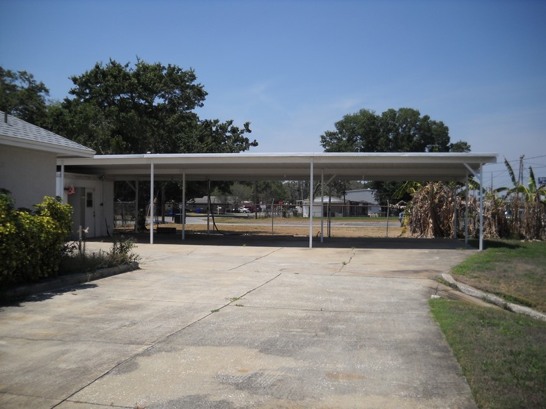 1207 Baker Dr, Lakeland, FL for lease - Building Photo - Image 3 of 10