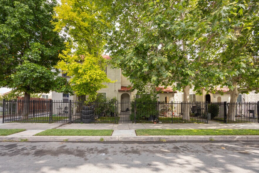 734 W Virginia St, San Bernardino, CA à vendre - Photo du bâtiment - Image 3 de 24