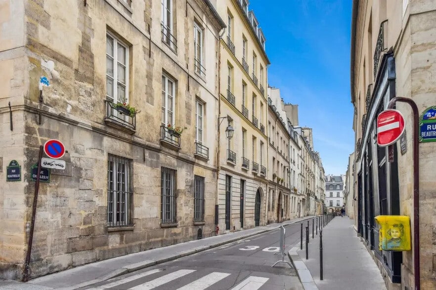 7 Rue Charles V, Paris for lease - Building Photo - Image 1 of 11