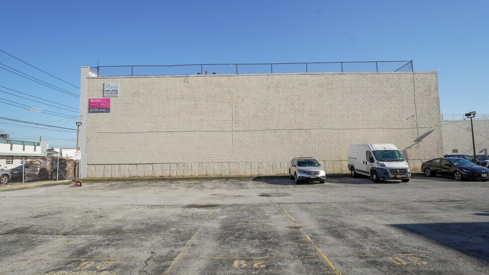 147-45 Farmers Blvd, Jamaica, NY à louer - Photo du bâtiment - Image 3 de 5