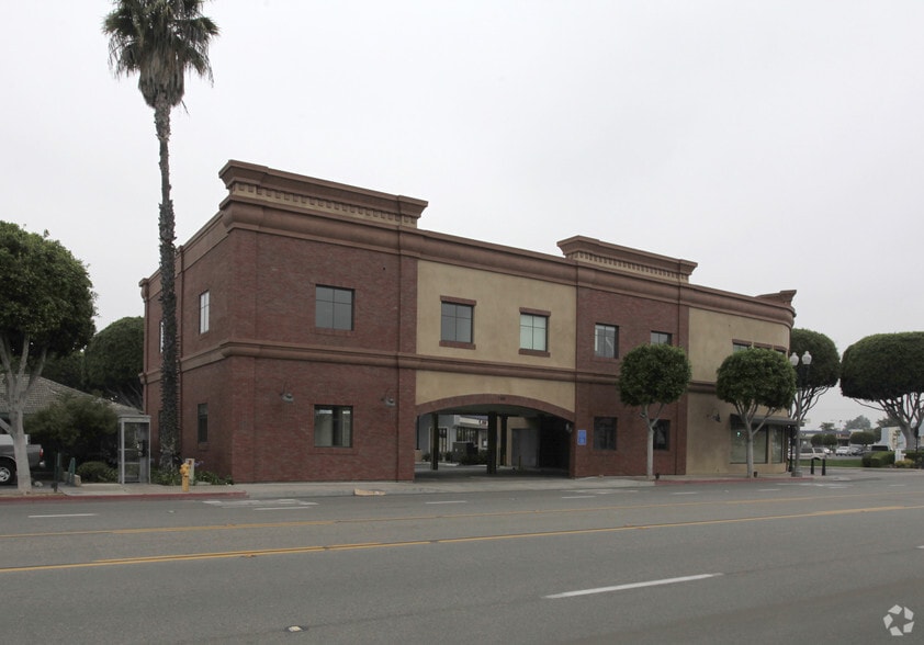 740 El Camino Real, Tustin, CA for lease - Building Photo - Image 3 of 3