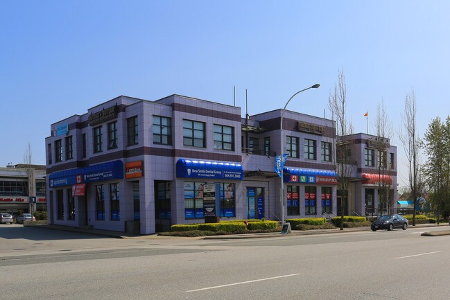 Plus de détails pour 7110 120th St, Surrey, BC - Commerce de détail à louer