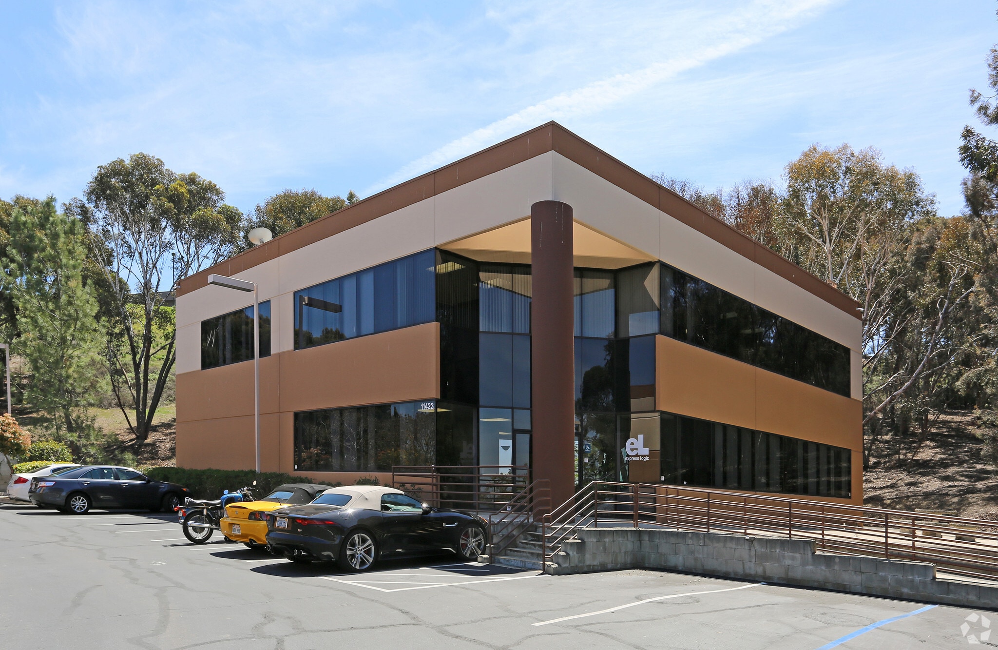 11423 W Bernardo Ct, San Diego, CA for lease Primary Photo- Image 1 of 10