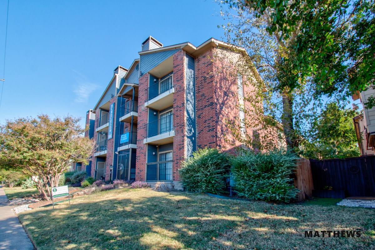 1820 N Garrett Ave, Dallas, TX for sale Building Photo- Image 1 of 4