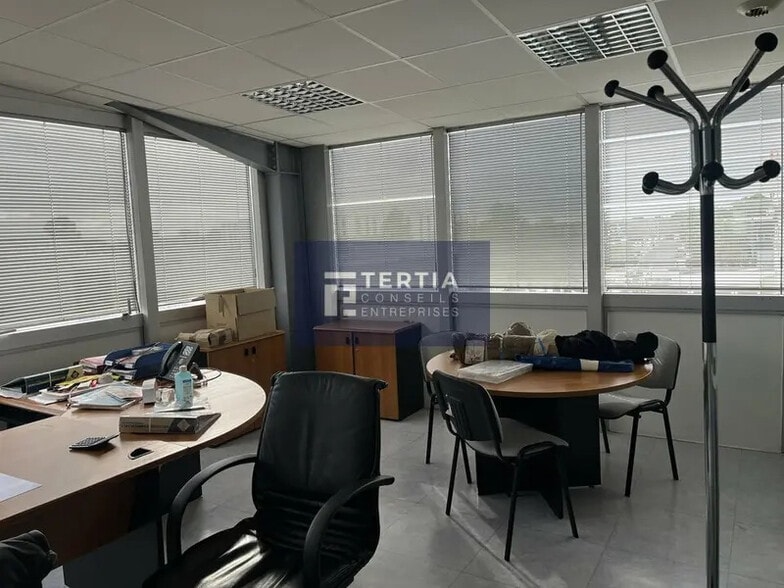 Office in Montpellier for lease - Interior Photo - Image 3 of 9
