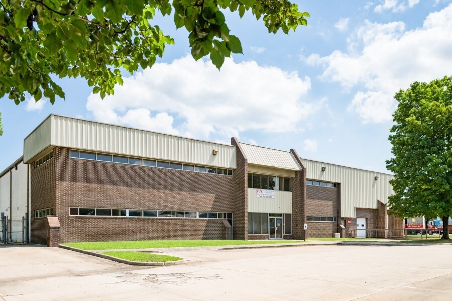 7201 Lockport Pl, Lorton, VA à louer Photo principale- Image 1 de 7