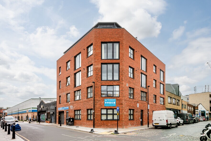 49 Mowlem St, Londres à louer - Photo du bâtiment - Image 2 de 2