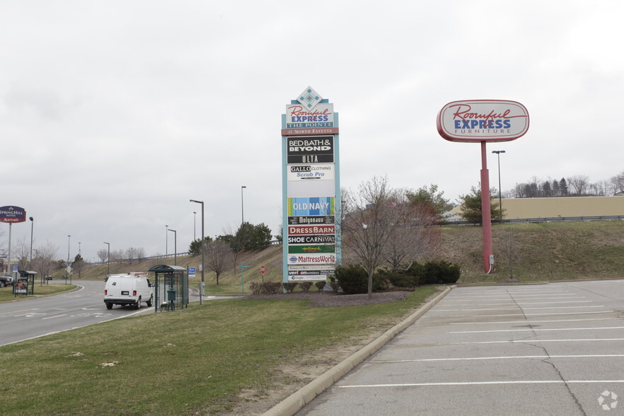 100-190 Quinn Dr, Pittsburgh, PA for lease - Building Photo - Image 3 of 4